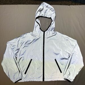 Reflective Gray Windbreaker Jacket with Hood Forever 21 Womens Medium.